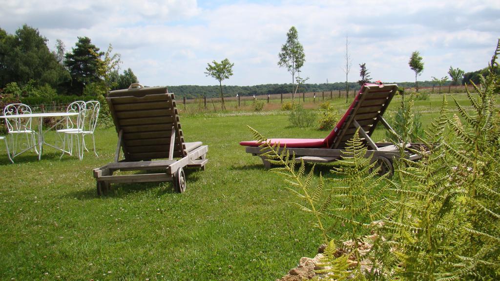 Bed and Breakfast La Passacaille à Grosrouvre Extérieur photo